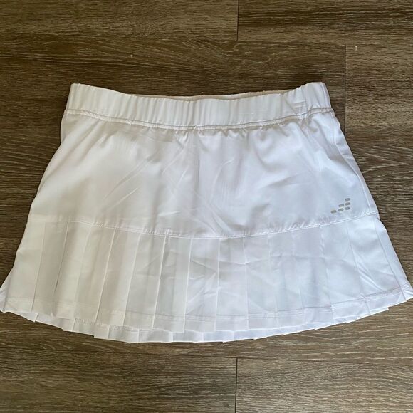 NEW Pleated White Tennis Skirt - Picture 1 of 1